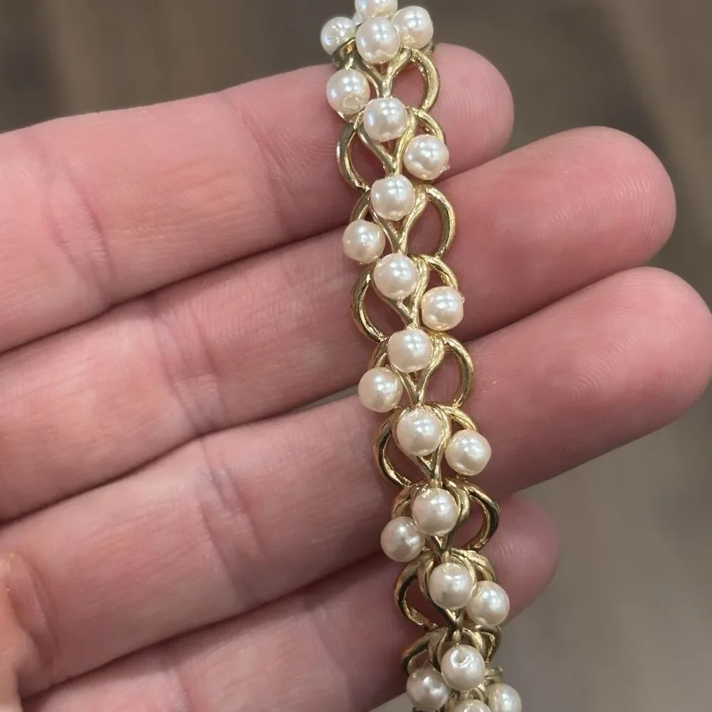 Vintage Richelieu Faux Pearl Gold Tone Woven Collar Choker Necklace